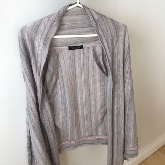 NWOT Lace Trim Waterfall Cardigan - Picture 2 of 9